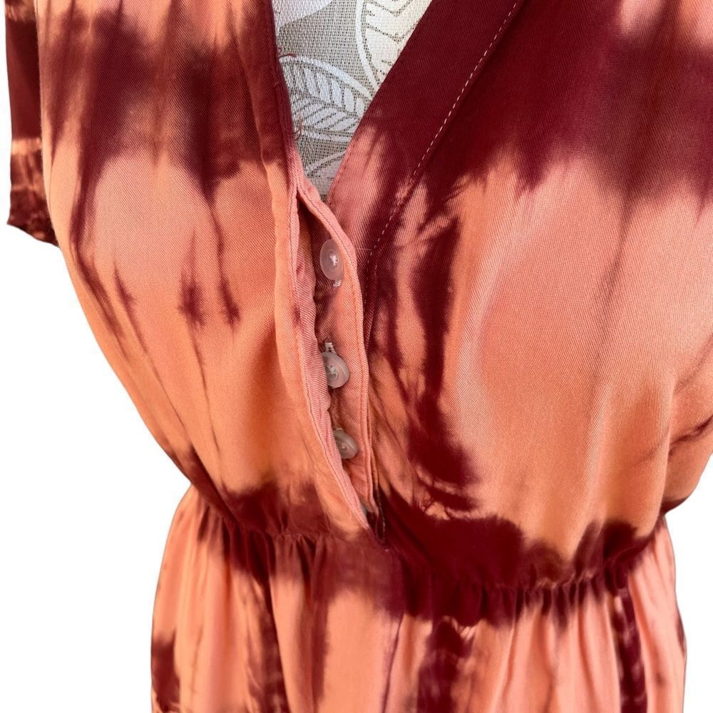 Torrid Babydoll Rayon Twill Button-Front Tiered Short Sleeve Tie Dye Top Size 2X - Picture 4 of 9